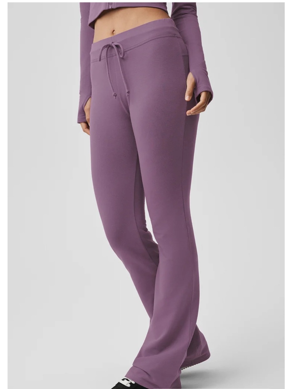 Alo Yoga Sway Bootcut Sweatpant Plum Kiss XXS NWT 💜 - Picture 6 of 8